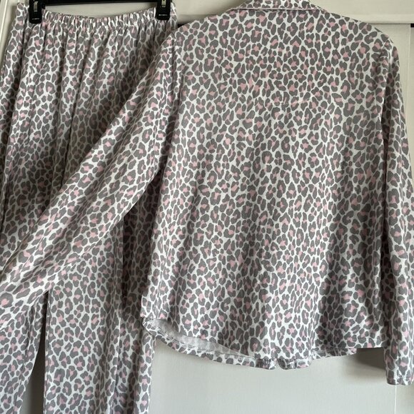 Kate Spade New York Pajamas 2 Piece SET Size S Pink Leopard Print PJ Top Pants - Picture 11 of 16